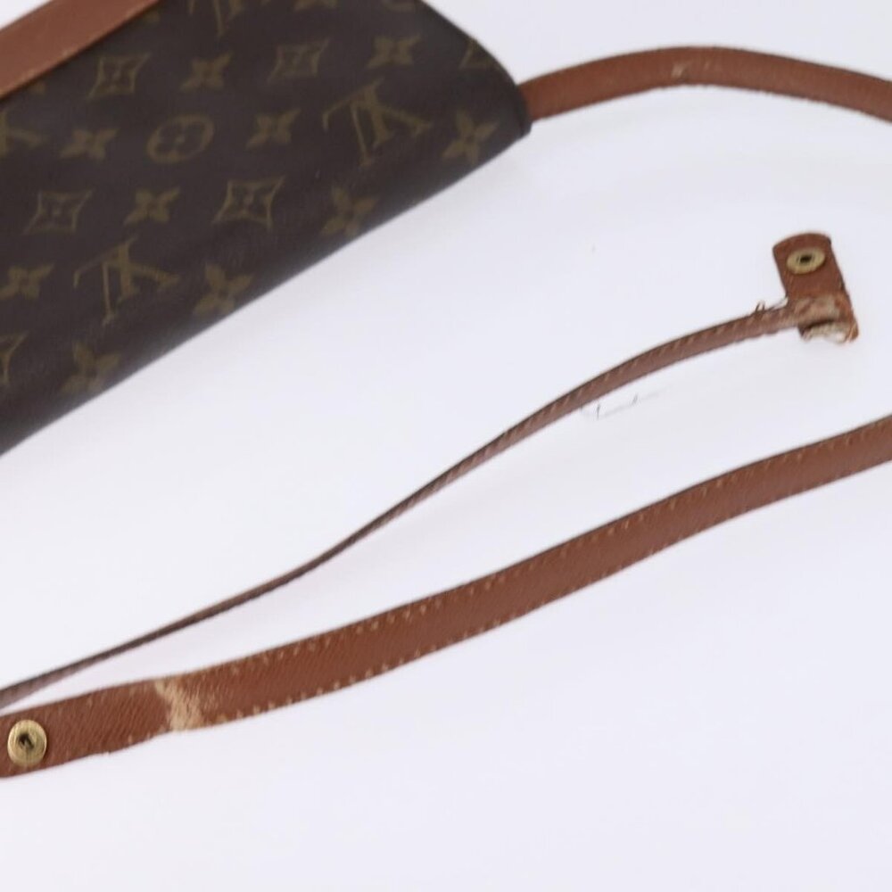 Authentic LOUIS VUITTON Monogram Bordeaux 27 Shoulder Bag M51797 LV - Picture 14 of 16
